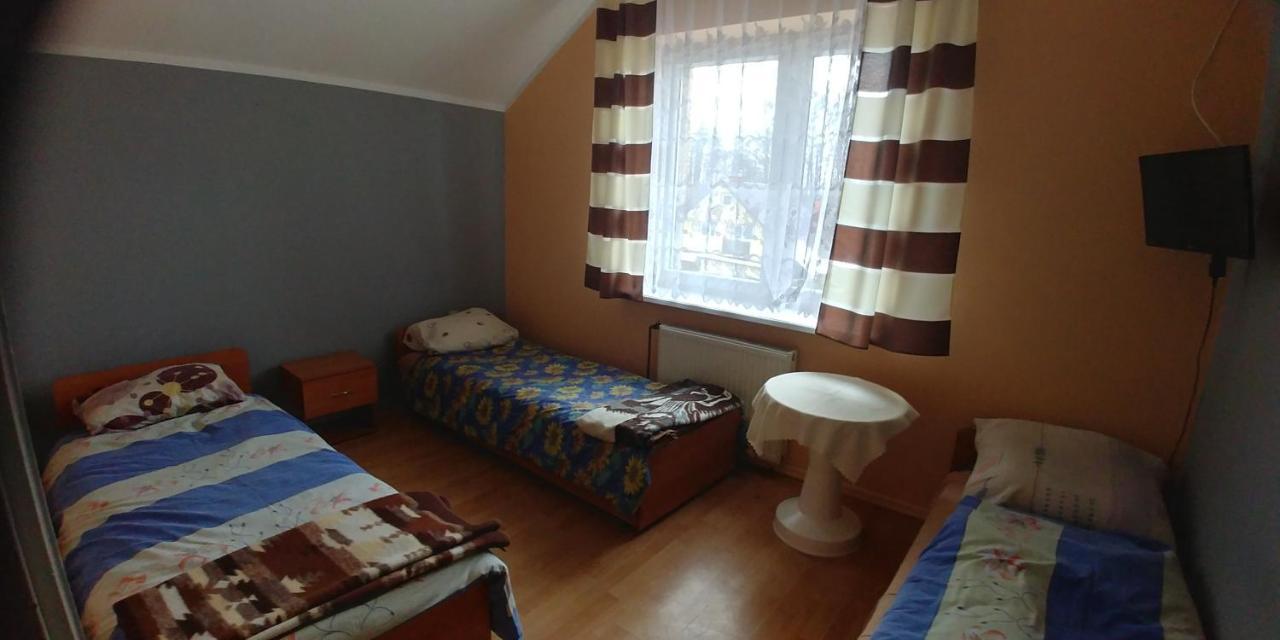 데비카 Osrodek Sportowo Wypoczynkowy Pustynia 호스텔 외부 사진